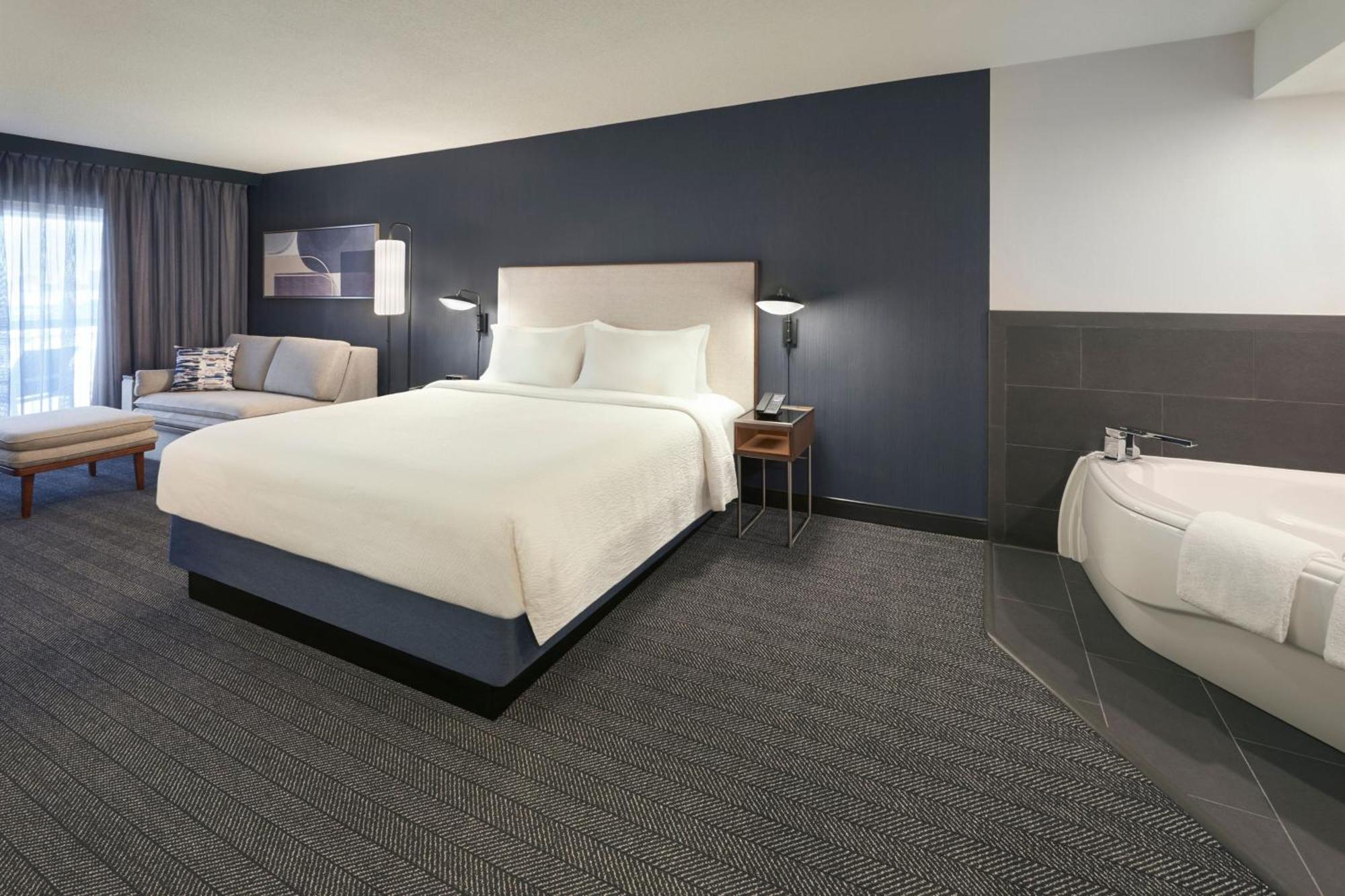 Courtyard By Marriott Toronto Маркем Экстерьер фото