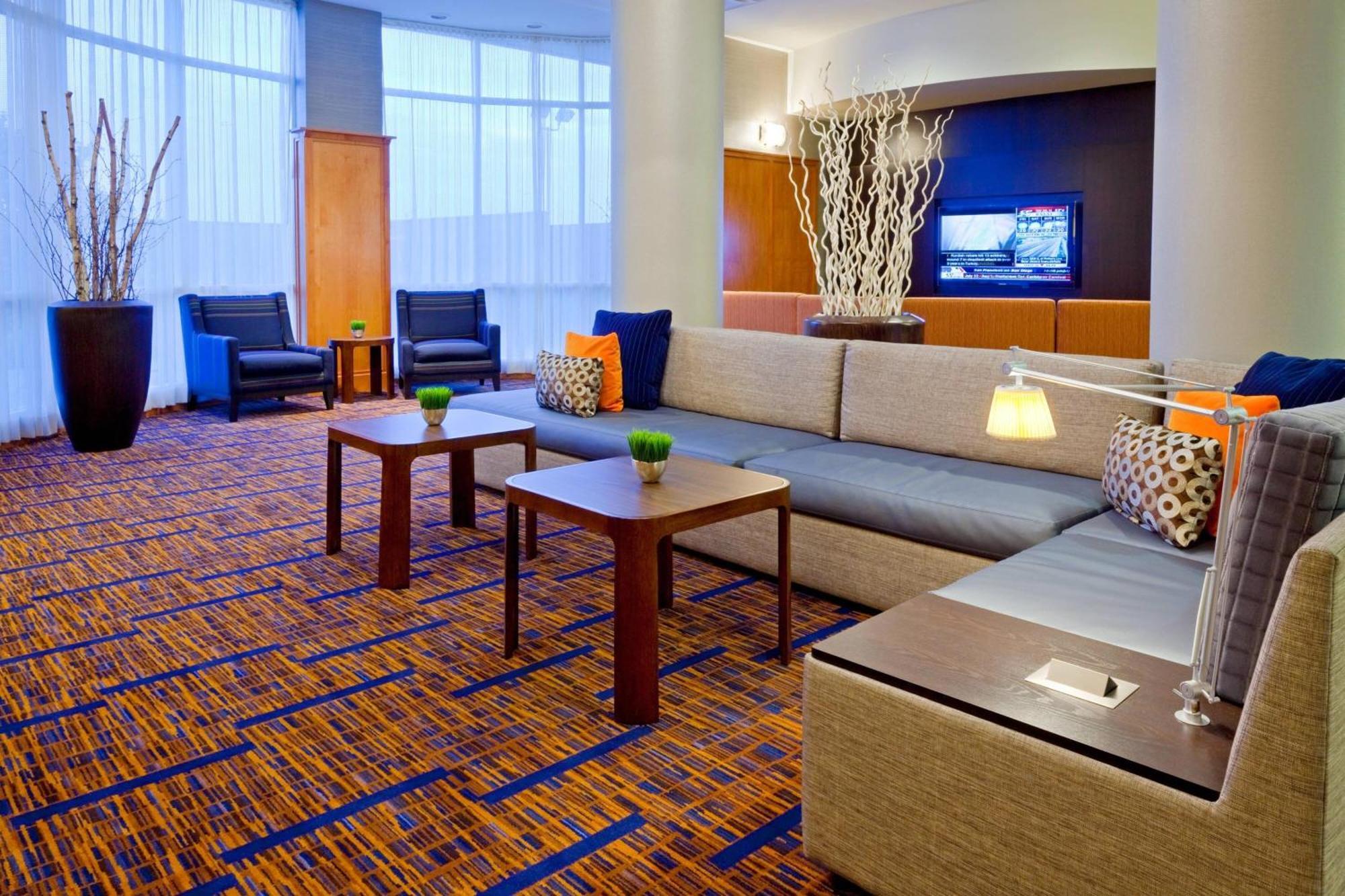 Courtyard By Marriott Toronto Маркем Экстерьер фото