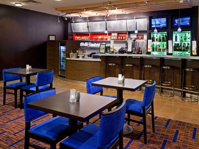 Courtyard By Marriott Toronto Маркем Экстерьер фото